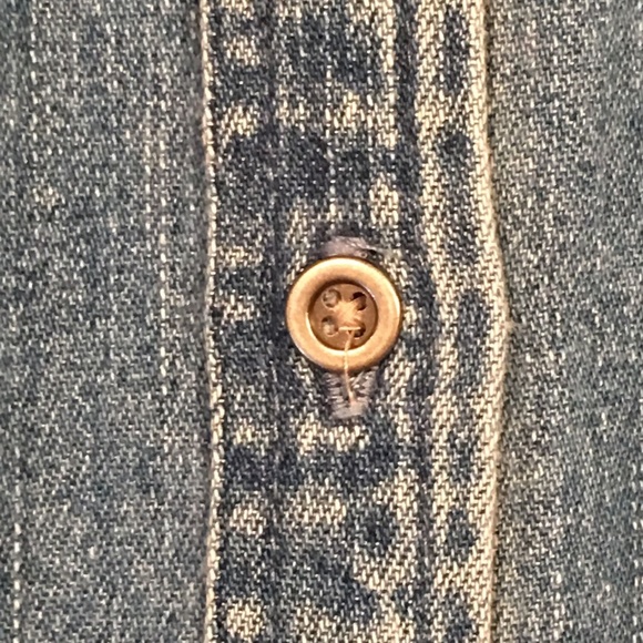 (N-25) Baby & Me Blue Denim Button Down Blouse NWT - Picture 6 of 7